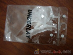 淄博塑料袋定制指南 聚焦PVC袋、拉链袋与服装袋价格与服务